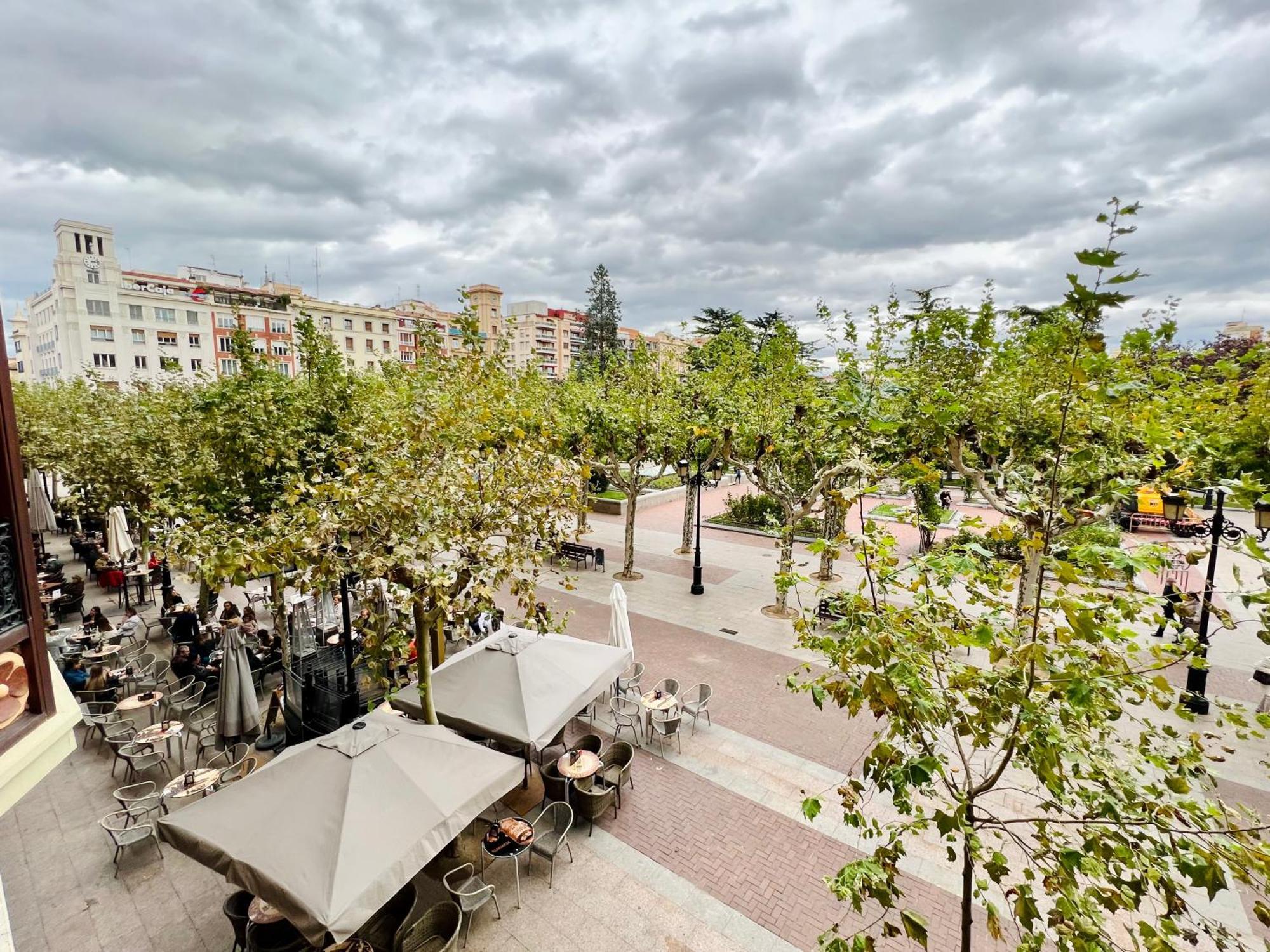 Apartament Espolon Luxury 10 Logroño Zewnętrze zdjęcie